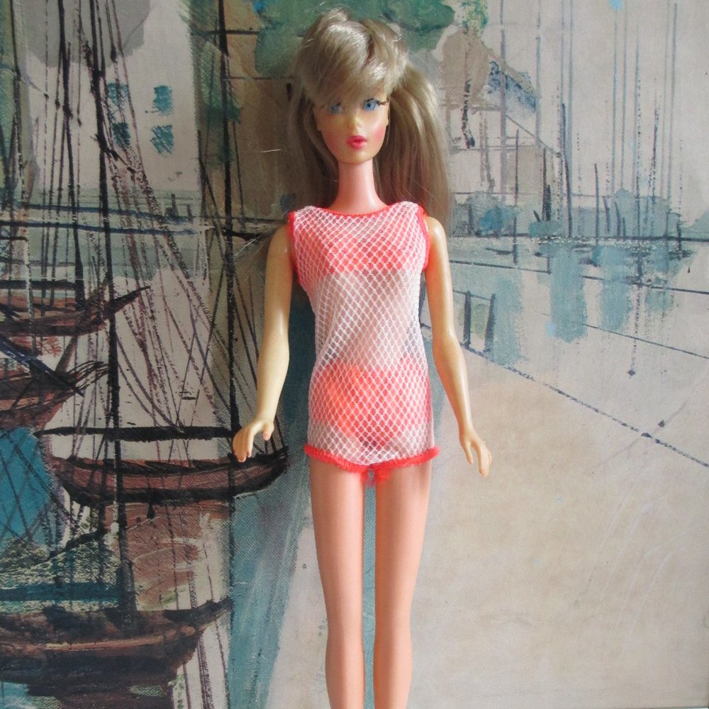 VINTAGE 1966 TWIST & TURN BARBIE❤️